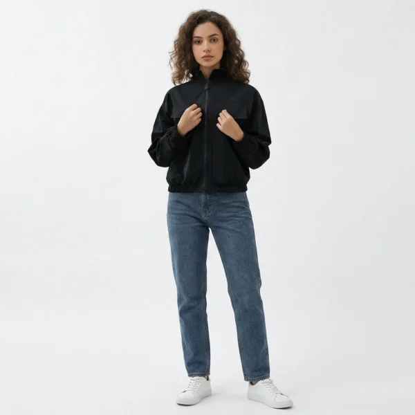breezy-windbreaker-front.webp