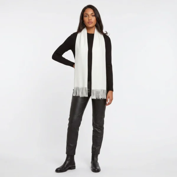 informal-scarff-front.webp