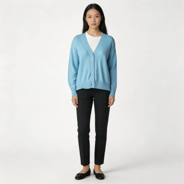 leisurewear-cardigan-front.webp